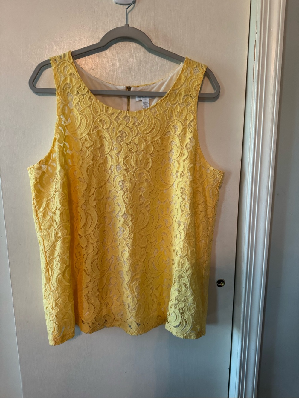Charter Club Women’s Yellow Lined Lace Top Size XL